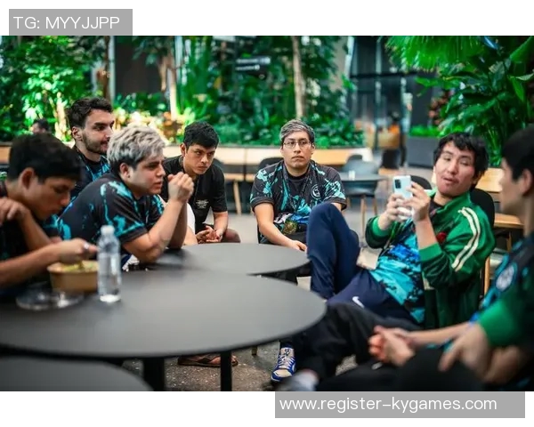 热议DOTA2LNG选手个人能力的提升与变革之路探讨