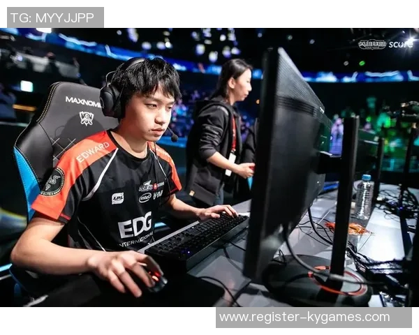 电竞新闻S15LOL赛事中EDG战队配合分析与DOTA2比赛策略对比探讨